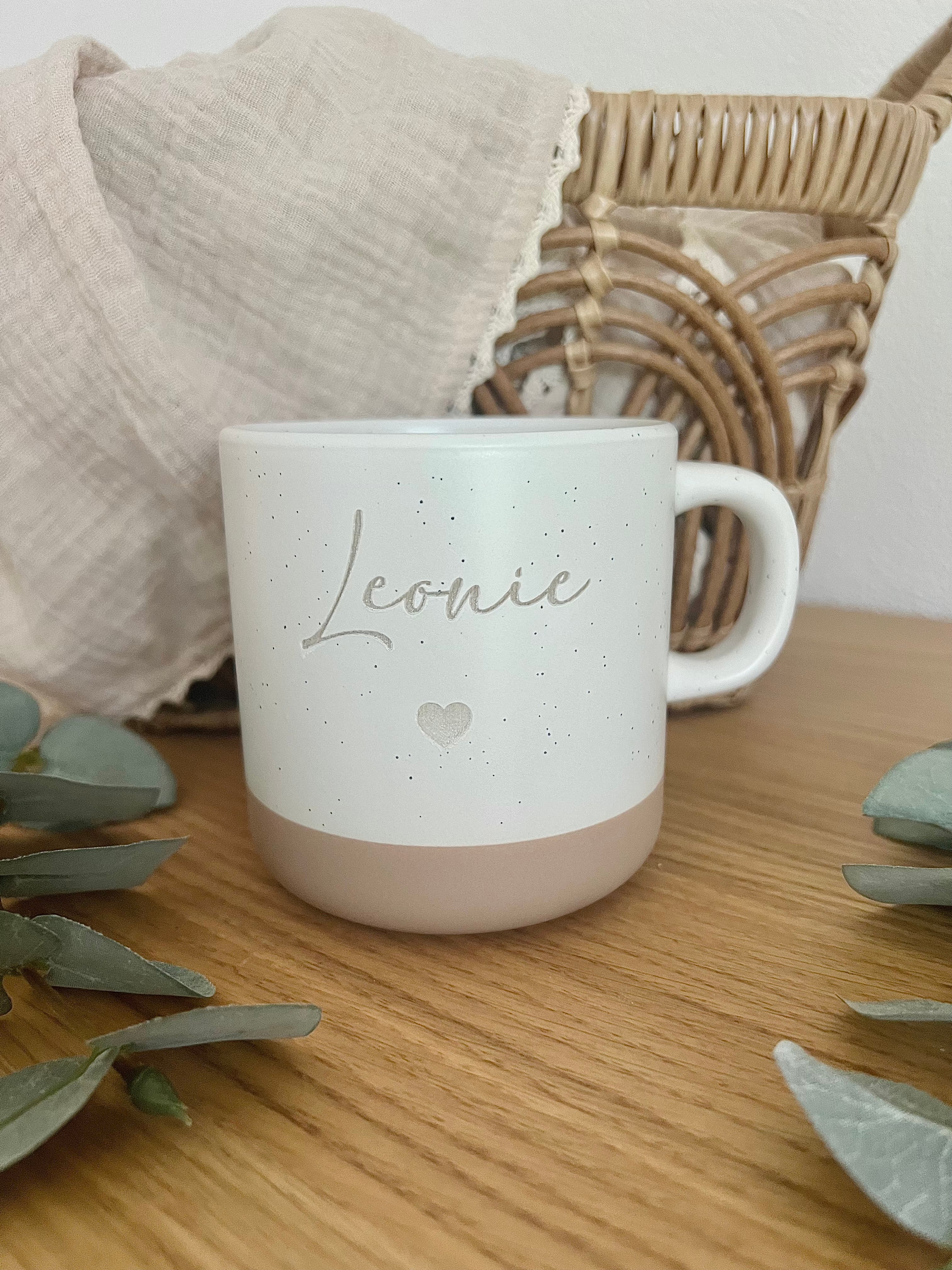 Tasse aus Keramik mit Name, Becher, Kaffeetasse Geschenk Freundin – Perlentraum
